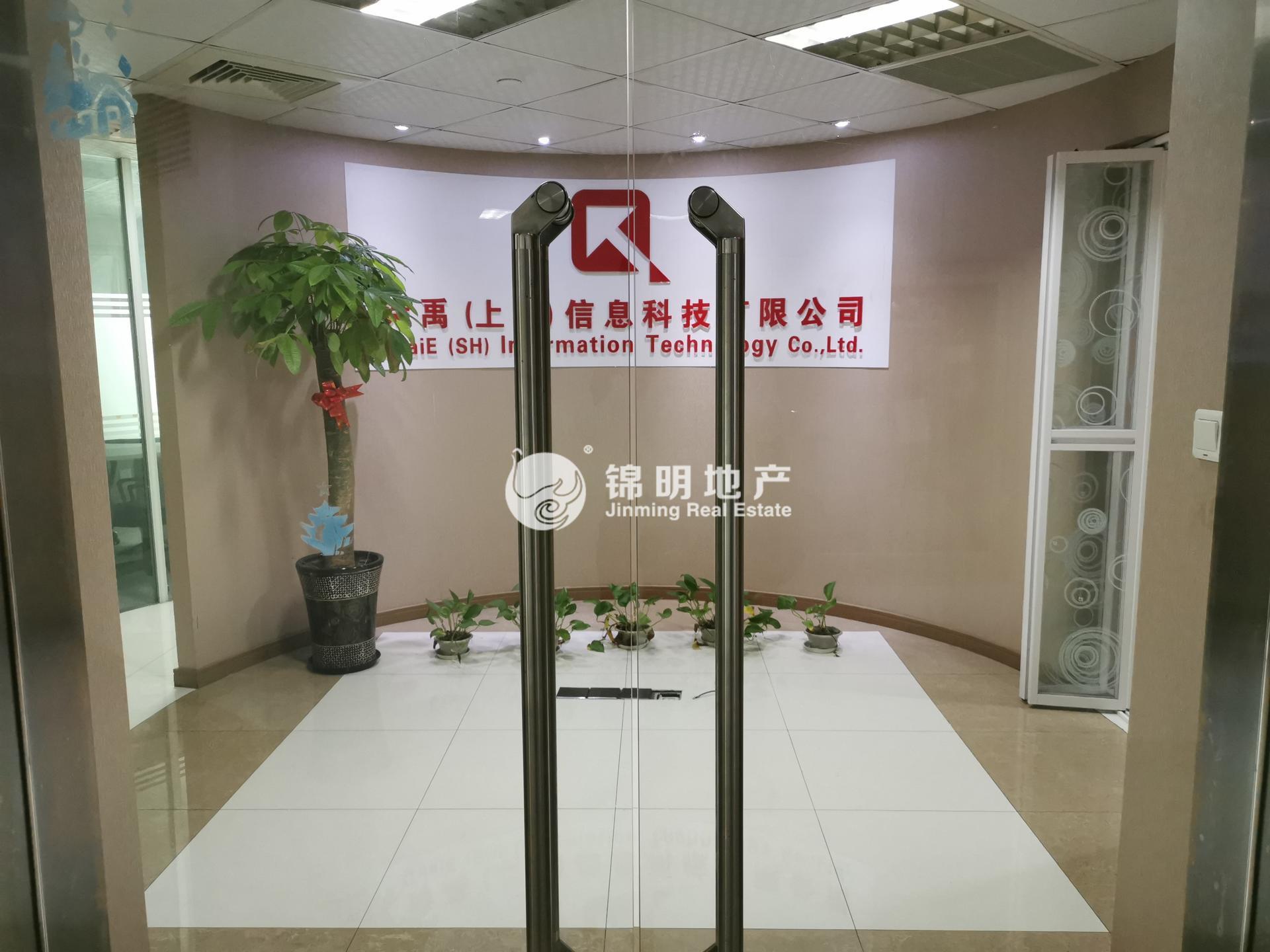 光新浦发广场385平米写字楼出租